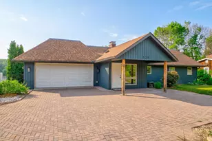 520 Glenbrook Ave N, Oakdale, MN 55128 - Photo 5