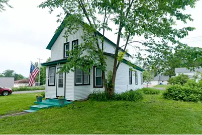 301 N 10th Street, Cameron, WI 54822 - Photo 9
