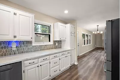 417 Central Avenue S, Young America Township, MN 55397 - Photo 5
