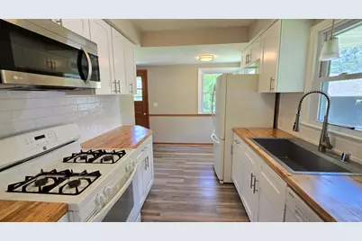 3001 29th Avenue NE, Saint Anthony, MN 55418 - Photo 13