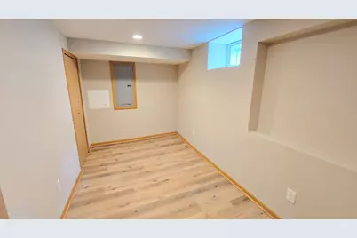 3001 29th Avenue NE, Saint Anthony, MN 55418 - Photo 25