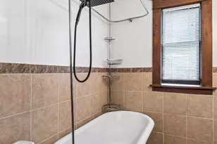 810 Randolph Ave, Saint Paul, MN 55102 - Photo 19
