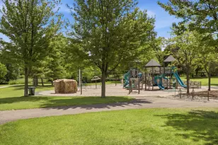 7840 Harold Ave, Golden Valley, MN 55427 - Photo 61