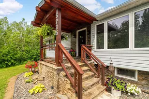 5235 Kingswood Ln, Hermantown, MN 55811 - Photo 3