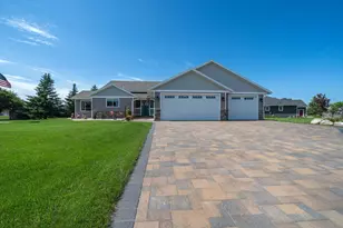 814 Curt Felt Dr, Alexandria, MN 56308 - Photo 35