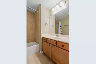 500 E Grant Street #207, Minneapolis, MN 55404 - Photo 19