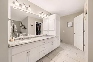 13101 Penn Ave S, Burnsville, MN 55337 - Photo 23