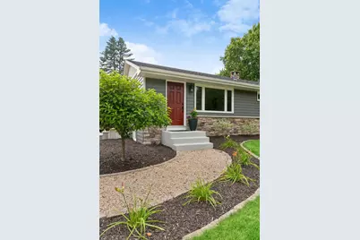 405 Orchid Lane N, Plymouth, MN 55447 - Photo 3