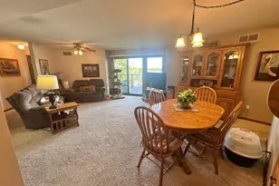808 Lake Chapeau Dr, Albert Lea, MN 56007 - Photo 7