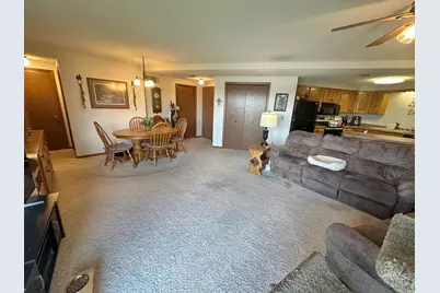 808 Lake Chapeau Drive #202, Albert Lea, MN 56007 - Photo 9
