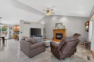 30481 Hwy 60, Millville, MN 55957 - Photo 11