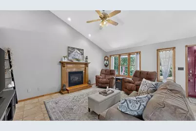 30481 Highway 60, Millville, MN 55957 - Photo 13