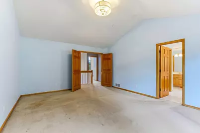 2413 Bridle Creek Trail, Chanhassen, MN 55317 - Photo 17