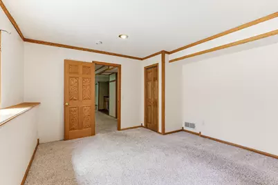 2413 Bridle Creek Trail, Chanhassen, MN 55317 - Photo 33