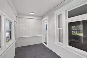 1094 Kent St, Saint Paul, MN 55117 - Photo 3