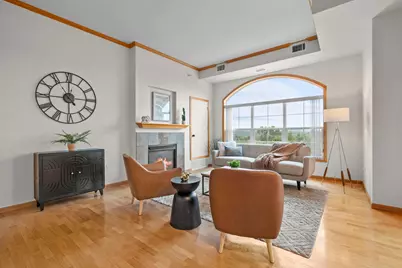 1800 Graham Avenue #404, Saint Paul, MN 55116 - Photo 9