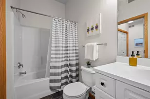 1800 Graham Ave, Saint Paul, MN 55116 - Photo 29