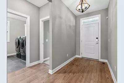 2230 Bentz Court, Chanhassen, MN 55317 - Photo 29