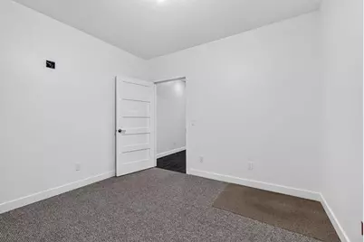 2230 Bentz Court, Chanhassen, MN 55317 - Photo 41