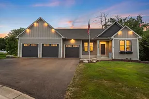 2230 Bentz Ct, Chanhassen, MN 55317 - Photo 1