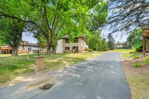 10731 Aquila Ave S, Bloomington, MN 55438 - Photo 23