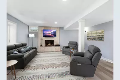 8108 Ensign Curve, Bloomington, MN 55438 - Photo 23