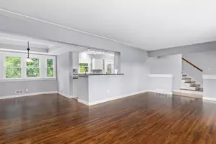 8108 Ensign Curve, Bloomington, MN 55438 - Photo 7