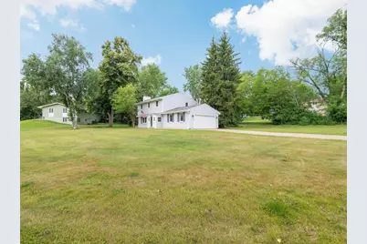 8108 Ensign Curve, Bloomington, MN 55438 - Photo 33