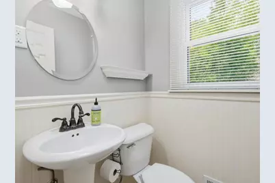 8108 Ensign Curve, Bloomington, MN 55438 - Photo 19