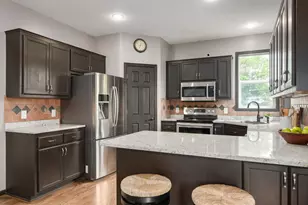 2027 Chester St, Shakopee, MN 55379 - Photo 23