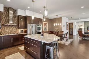 555 Oak Ridge Pl, Hopkins, MN 55305 - Photo 17