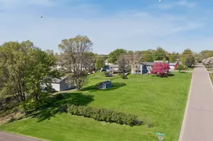 9721 Portal Dr, Eden Prairie, MN 55347 - Photo 45