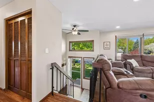9721 Portal Dr, Eden Prairie, MN 55347 - Photo 27