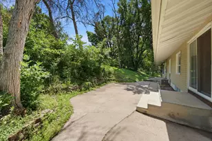 1475 Valley Dr, Burnsville, MN 55337 - Photo 51