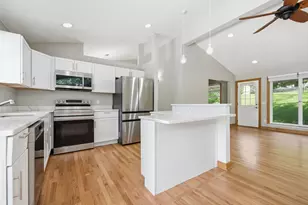 1475 Valley Dr, Burnsville, MN 55337 - Photo 15