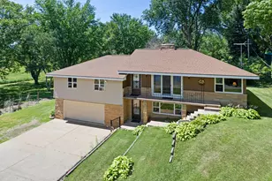 11040 N Shore Rd, Waconia, MN 55387 - Photo 15