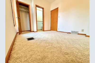 302 W Marshall Street, Marshall, MN 56258 - Photo 13