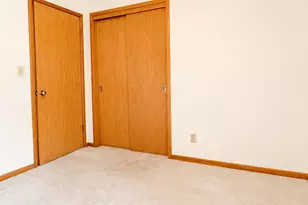 941 School St, Fairmont, MN 56031 - Photo 9