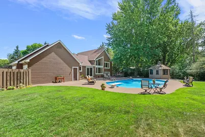 9040 E Sunrise Circle, Eden Prairie, MN 55347 - Photo 51