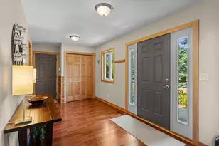 9040 E Sunrise Cir, Eden Prairie, MN 55347 - Photo 5