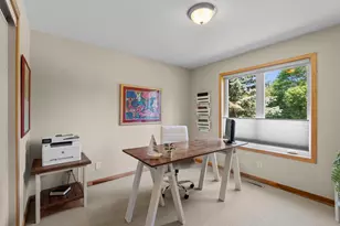 9040 E Sunrise Cir, Eden Prairie, MN 55347 - Photo 27