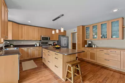9040 E Sunrise Circle, Eden Prairie, MN 55347 - Photo 19