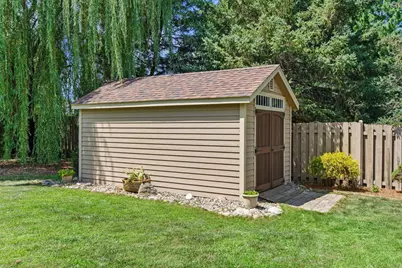 9040 E Sunrise Circle, Eden Prairie, MN 55347 - Photo 59