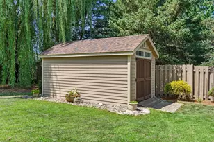 9040 E Sunrise Cir, Eden Prairie, MN 55347 - Photo 59