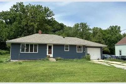 246 Grant Street S, Lake Benton, MN 56149 - Photo 1