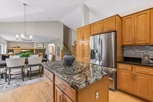 1584 Windsor Ln, Shakopee, MN 55379 - Photo 21
