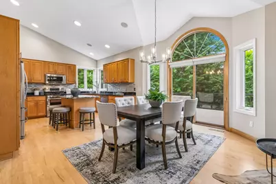 1584 Windsor Lane, Shakopee, MN 55379 - Photo 15