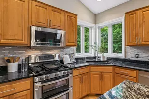 1584 Windsor Ln, Shakopee, MN 55379 - Photo 19