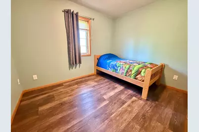 1215 Wendt Drive, Thief River Falls, MN 56701 - Photo 27