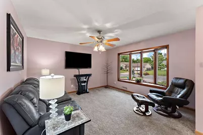 7358 Innsdale Avenue S, Cottage Grove, MN 55016 - Photo 7